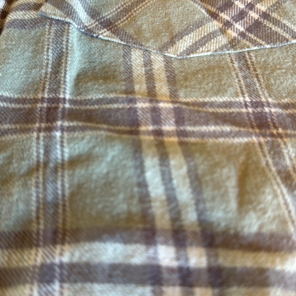 RSQ Women’s Flannel Cropped Button Down Top New No Tag Plaid Size Medium - Picture 10 of 14